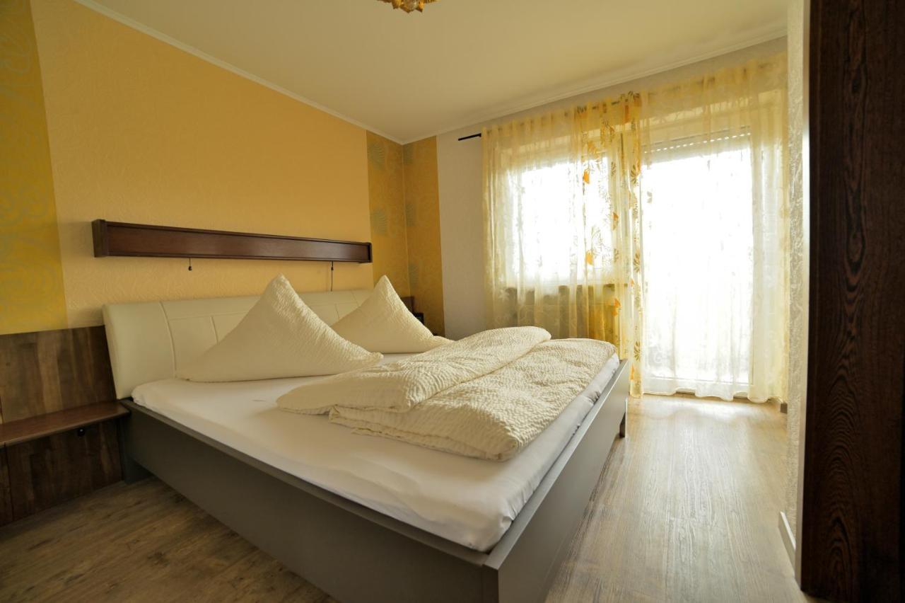 Hotel Zrenners Garni Вальдсассен Экстерьер фото
